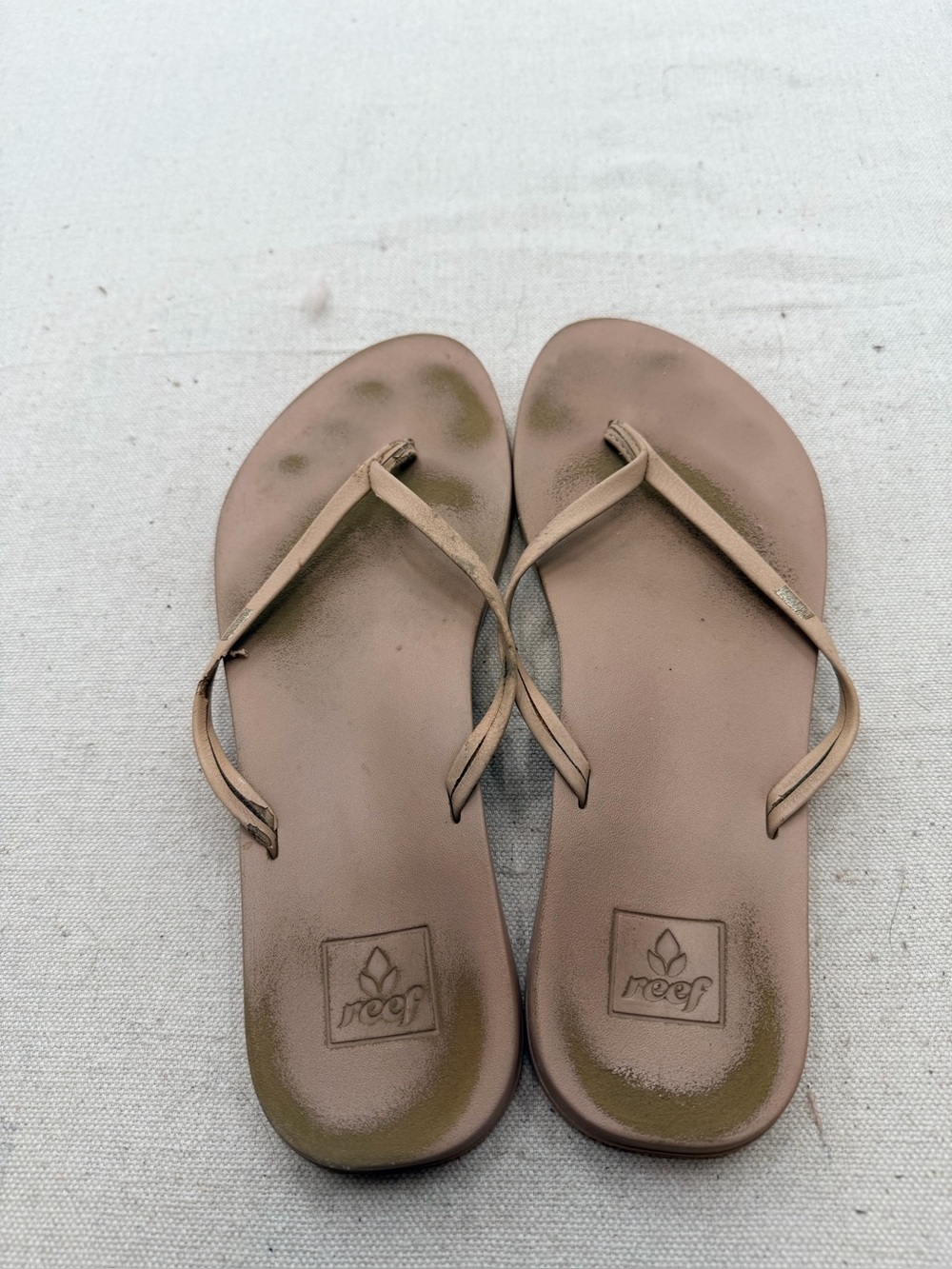 Reef Women's Leather Flip Sandals in Light Brown